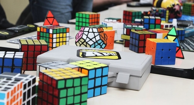 Что такое спидкубинг и кто такие спидкуберы?